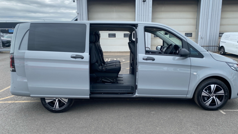 Mercedes-Benz Vito L2 Diesel Rwd 119CDI Select Crew Van 9G-Tronic